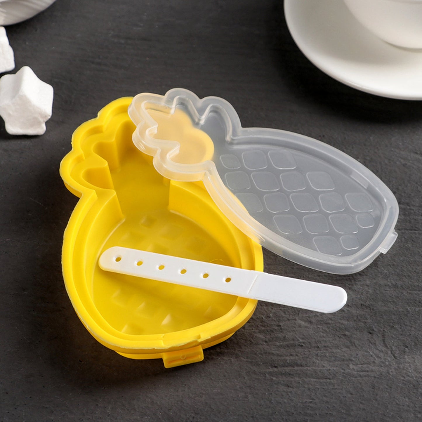 Durable Pineapple Shape Ice Candy Cream Mould Silicone Popsicle Mold Ice Pop DIY Kitchen Tool Ice Molds