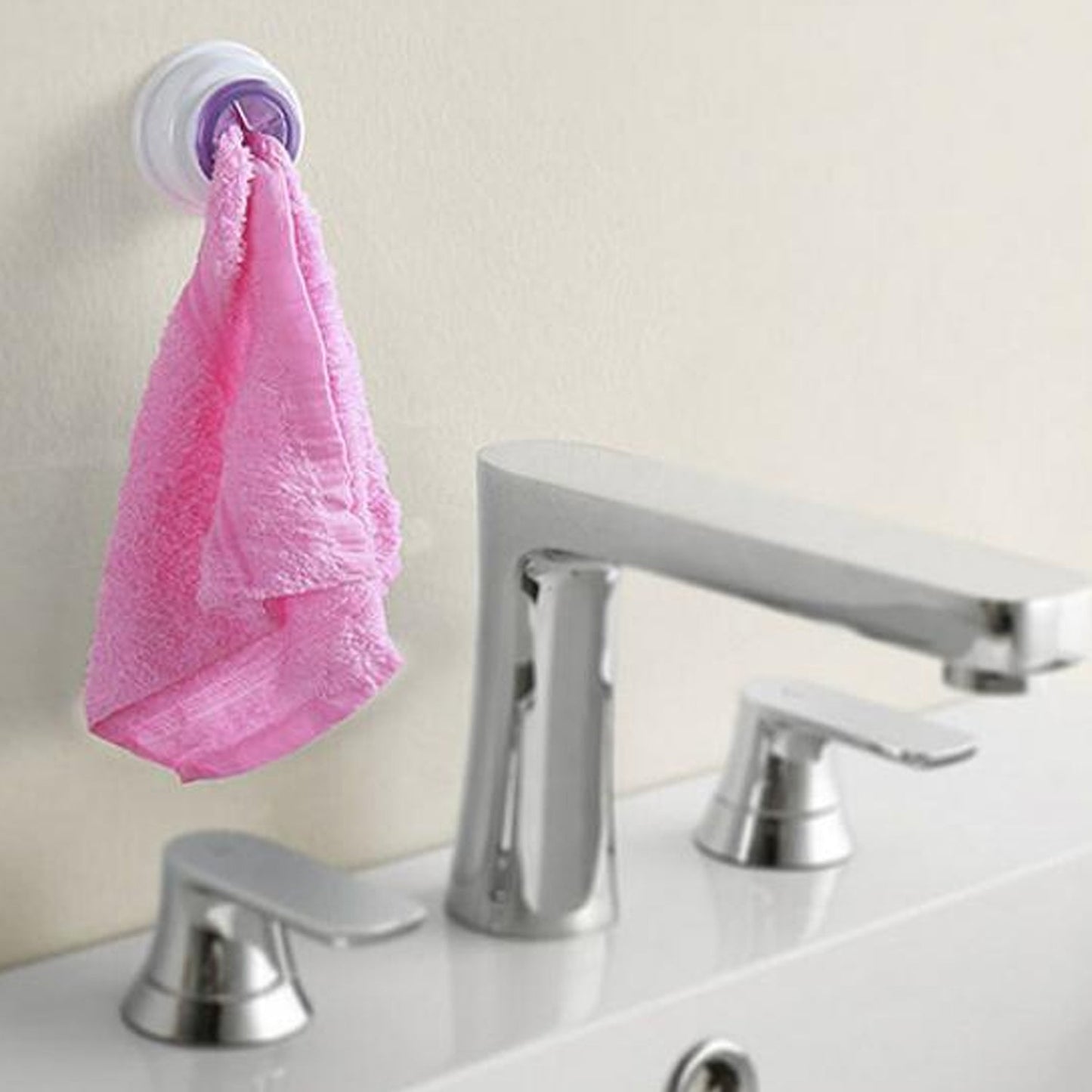 तौलिये लटकाने और आसानी से ले जाने योग्य 4 पीस पैक के लिए तौलिया होल्डर