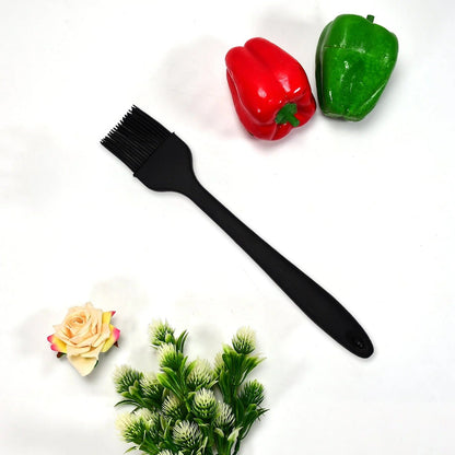 SILICONE BASTING BRUSH HEAT RESISTANT LONG HANDLE PASTRY BRUSH FOR GRILLING, BAKING, BBQ AND COOKING.