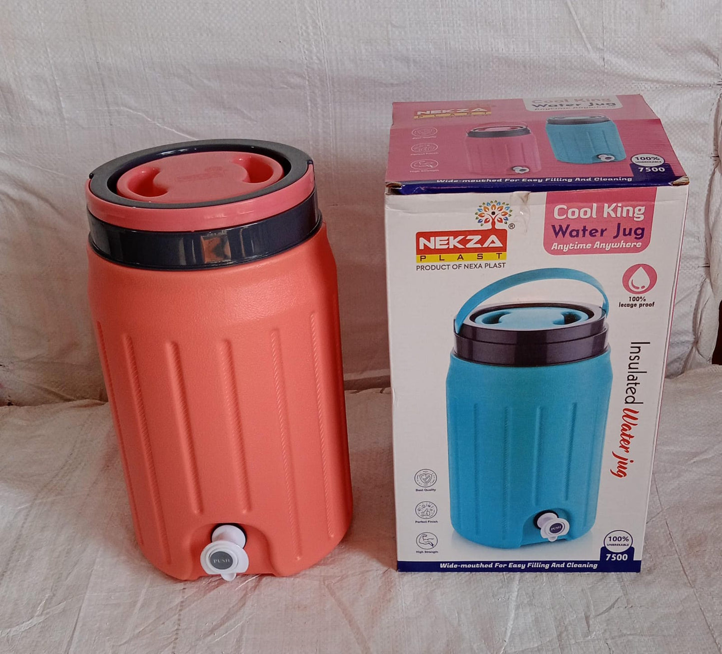 Insulated Plastic Water Rover Jug with a Sturdy Handle with Tap For Cool Water Storage Home & Travelling 2500ML